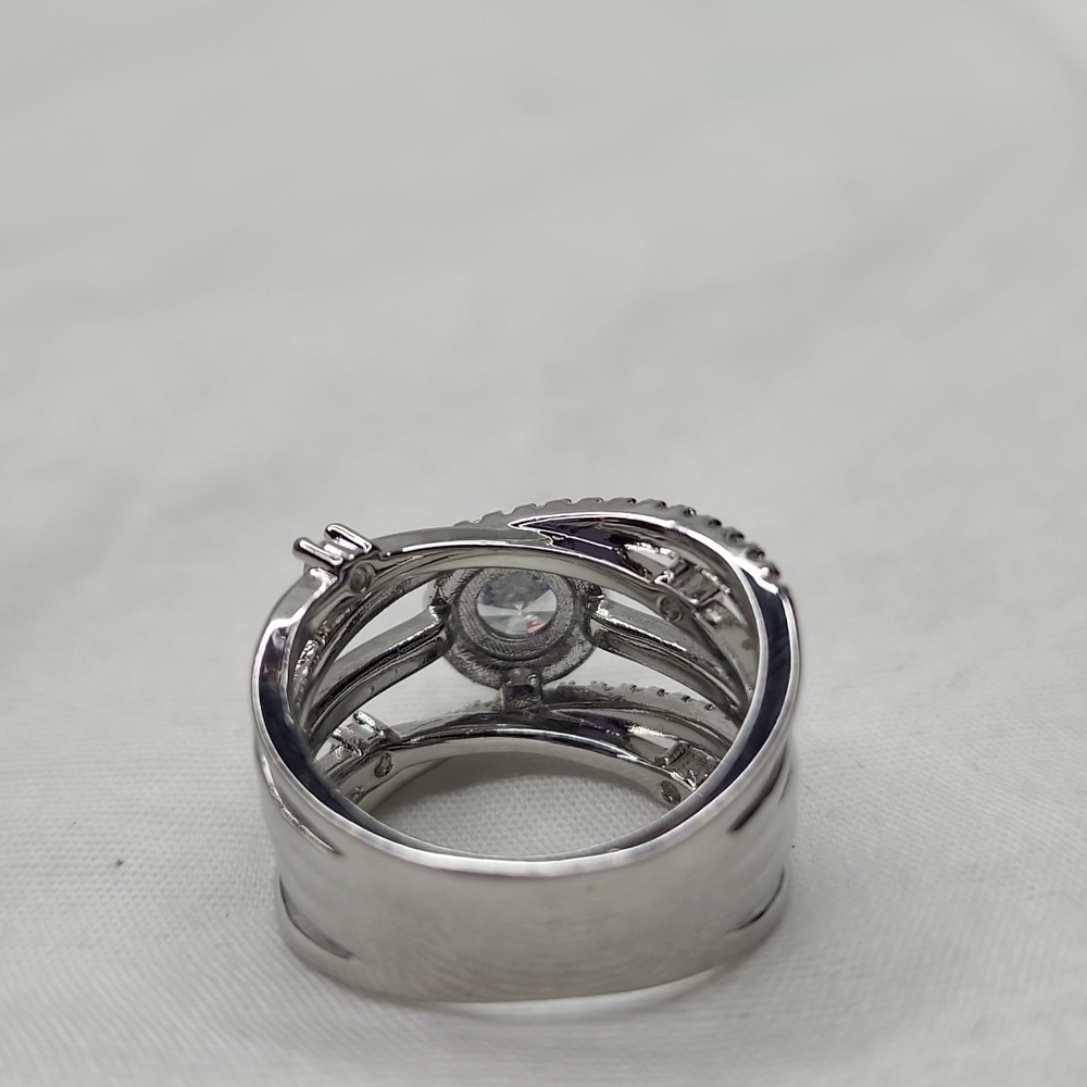 INFINITY DIAMOND RING🎄 - Picture 9 of 11
